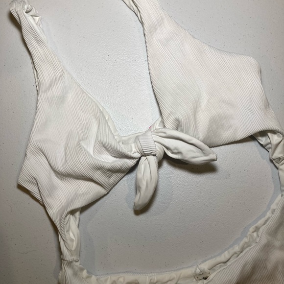 NWT Envya White Ribbed One Piece Bathing Suit Cut Outs | Large - Picture 2 of 7